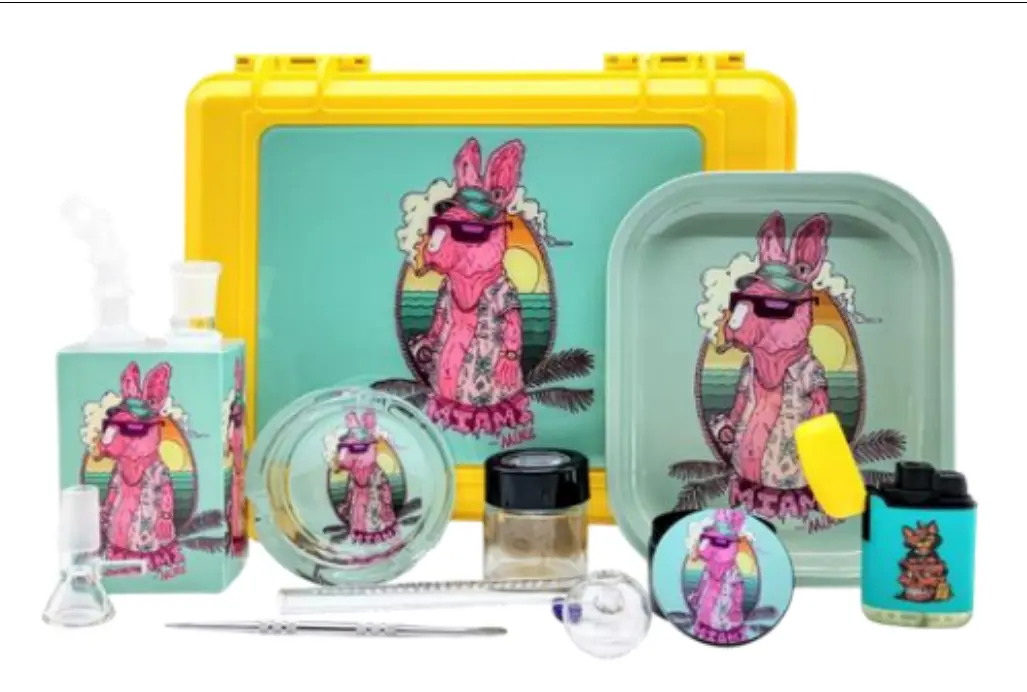 [T-1515-01] SUITECASE WITH JUICE BOX WATERPIPE  (Design 1)